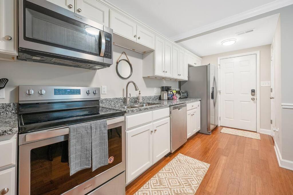 * Lux Modern Retreat * Downtown * King Beds * Apartment Durham Exterior foto