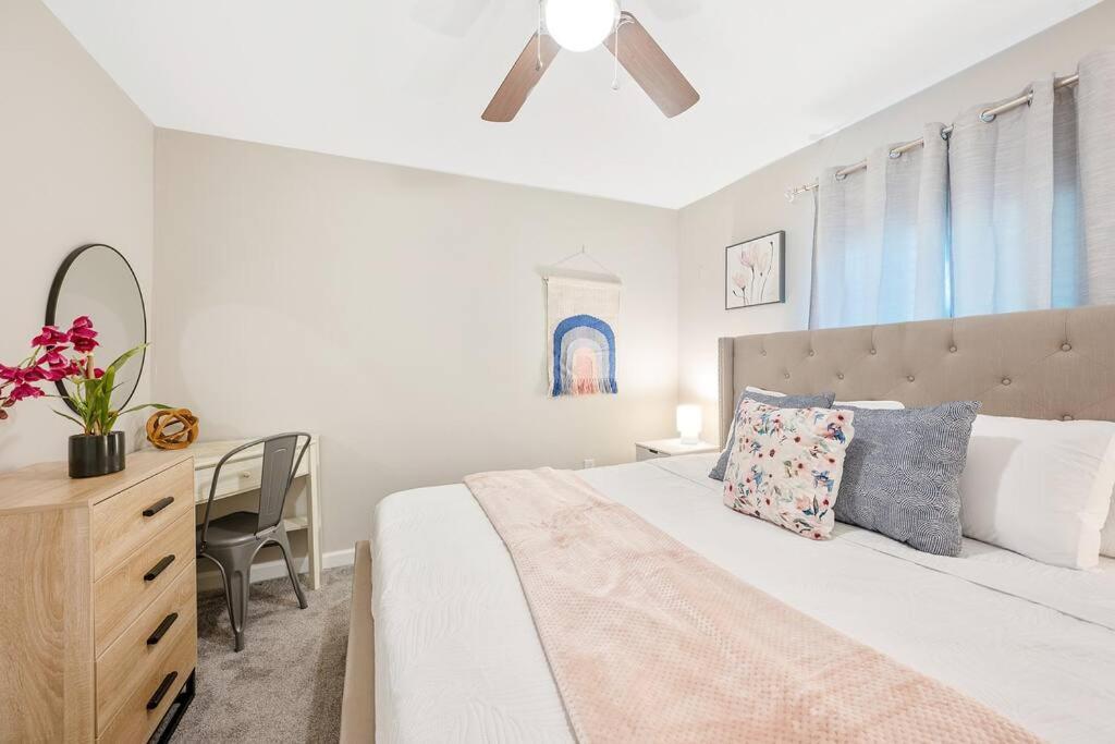 * Lux Modern Retreat * Downtown * King Beds * Apartment Durham Exterior foto