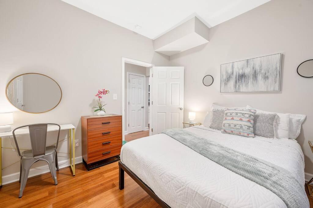 * Lux Modern Retreat * Downtown * King Beds * Apartment Durham Exterior foto