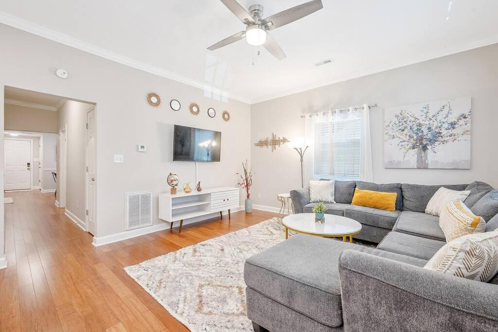 * Lux Modern Retreat * Downtown * King Beds * Apartment Durham Exterior foto