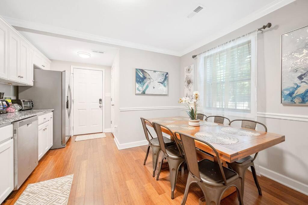 * Lux Modern Retreat * Downtown * King Beds * Apartment Durham Exterior foto