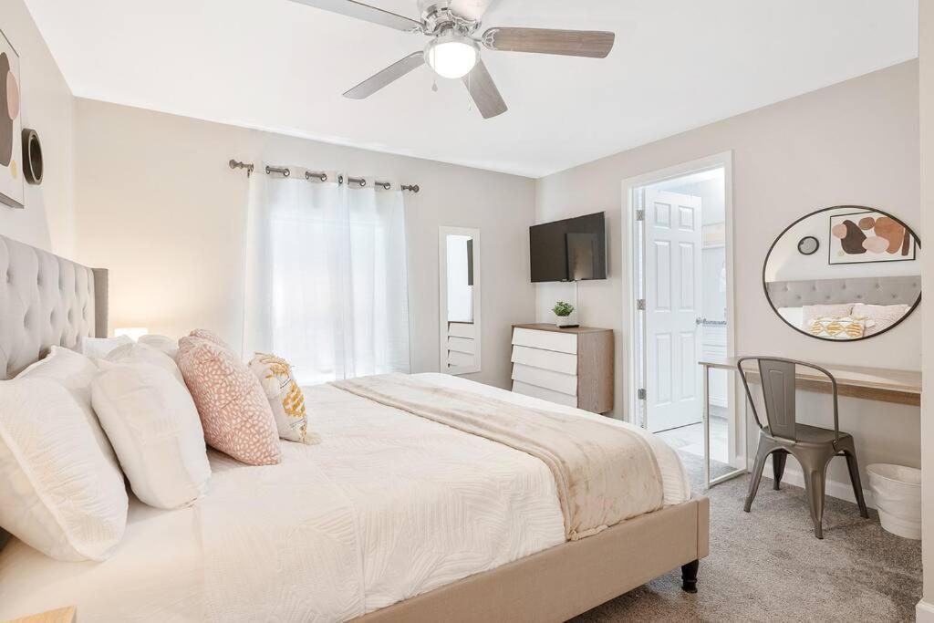 * Lux Modern Retreat * Downtown * King Beds * Apartment Durham Exterior foto